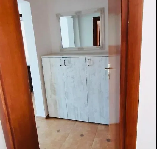 Апартамент Complex Monastery 1 -marina Dinevi -saint